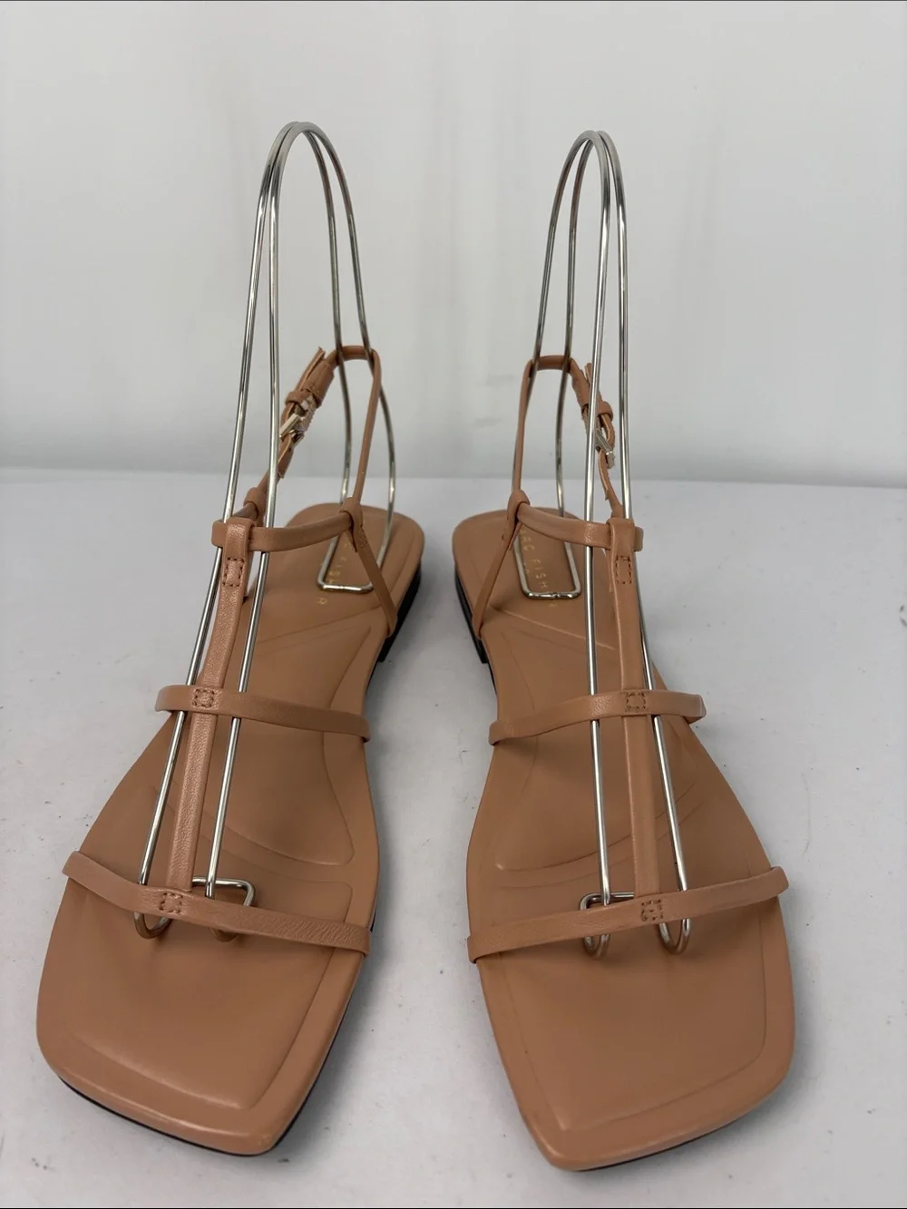 ☘️ Marc Fisher mlmarris Beige Strappy Square-Toe Flat Sandals